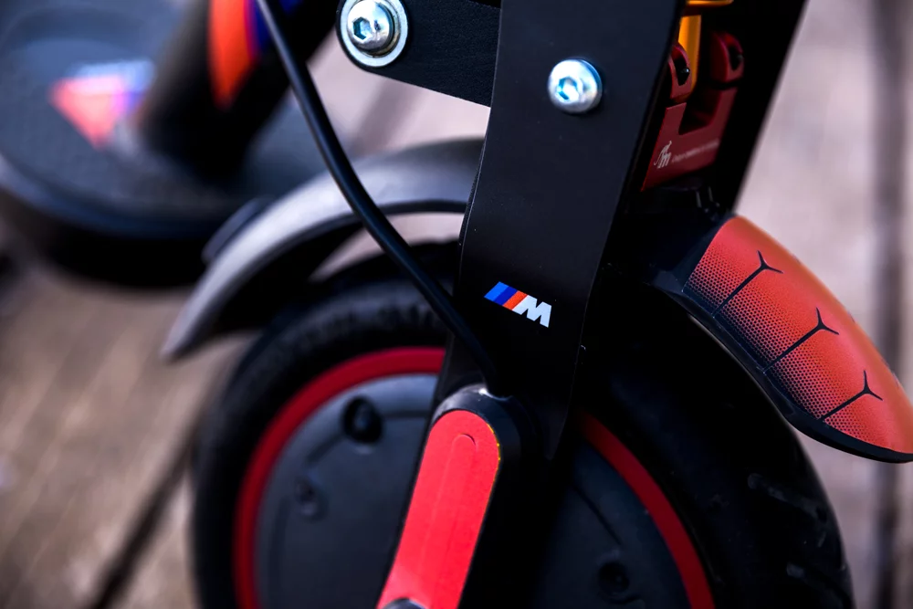 Vinil para Xiaomi BMW PRETO - Image 9