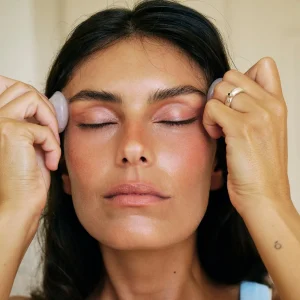 cogumelos gua sha quartzo rosa